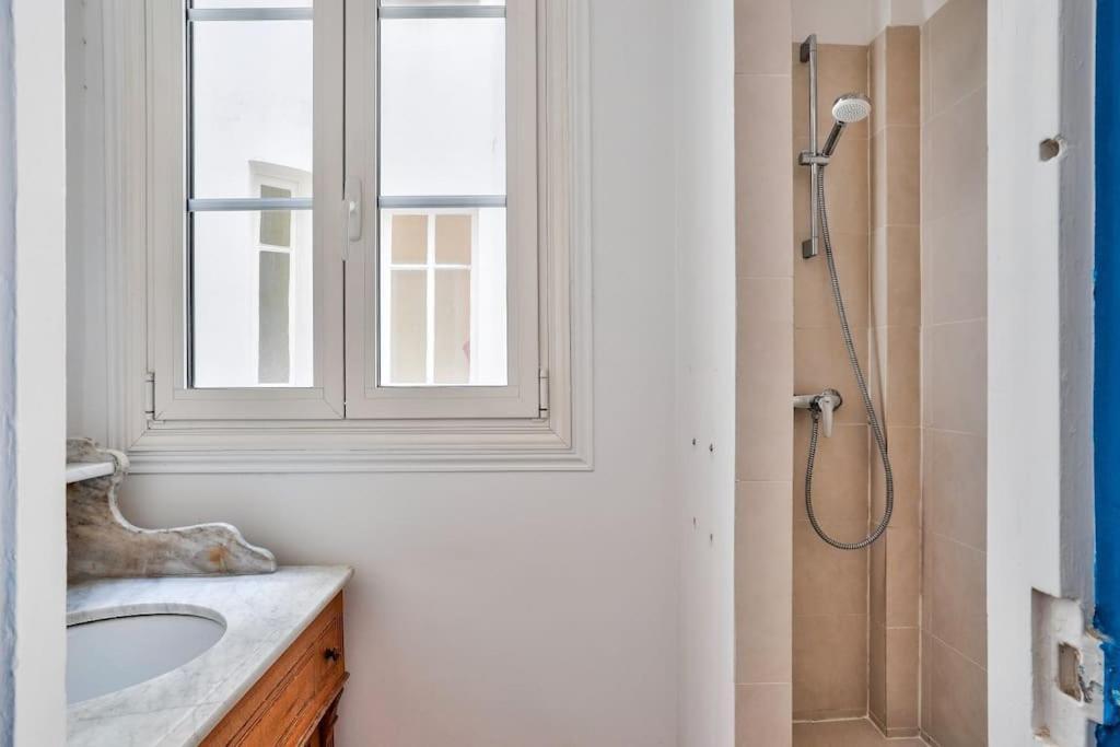 Apartment Gorgeous Near The Sacre-coeur & Montmartre *